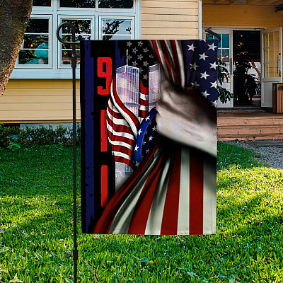 Garden Flag (11.5" x 17.5")