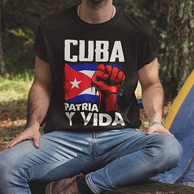 Alternative view of Patria Y Vida Viva Cuba Libre T-Shirt - V-Neck Tee - Free Cuba Shirt