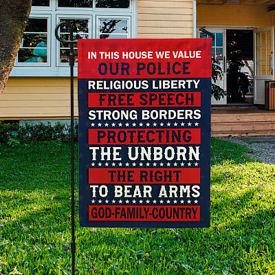 Garden Flag (11.5" x 17.5")