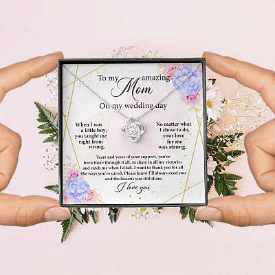 To My Amazing Mom on My Wedding Day Love Knot Pendant Necklace