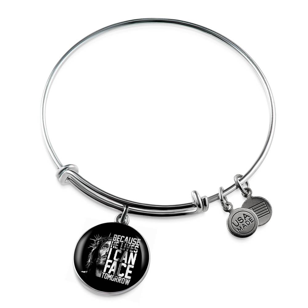 Because He Lives I Can Face Tomorrow Jesus Circle Pendant Necklace - Bangle
