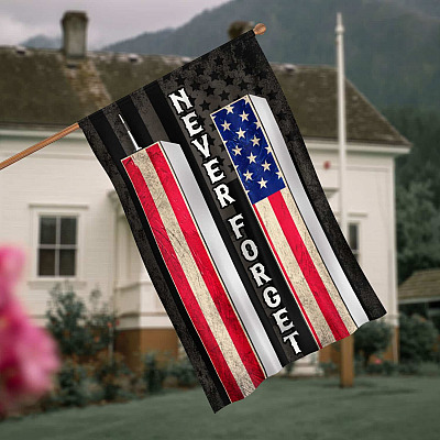 House Flag (30" x 40")