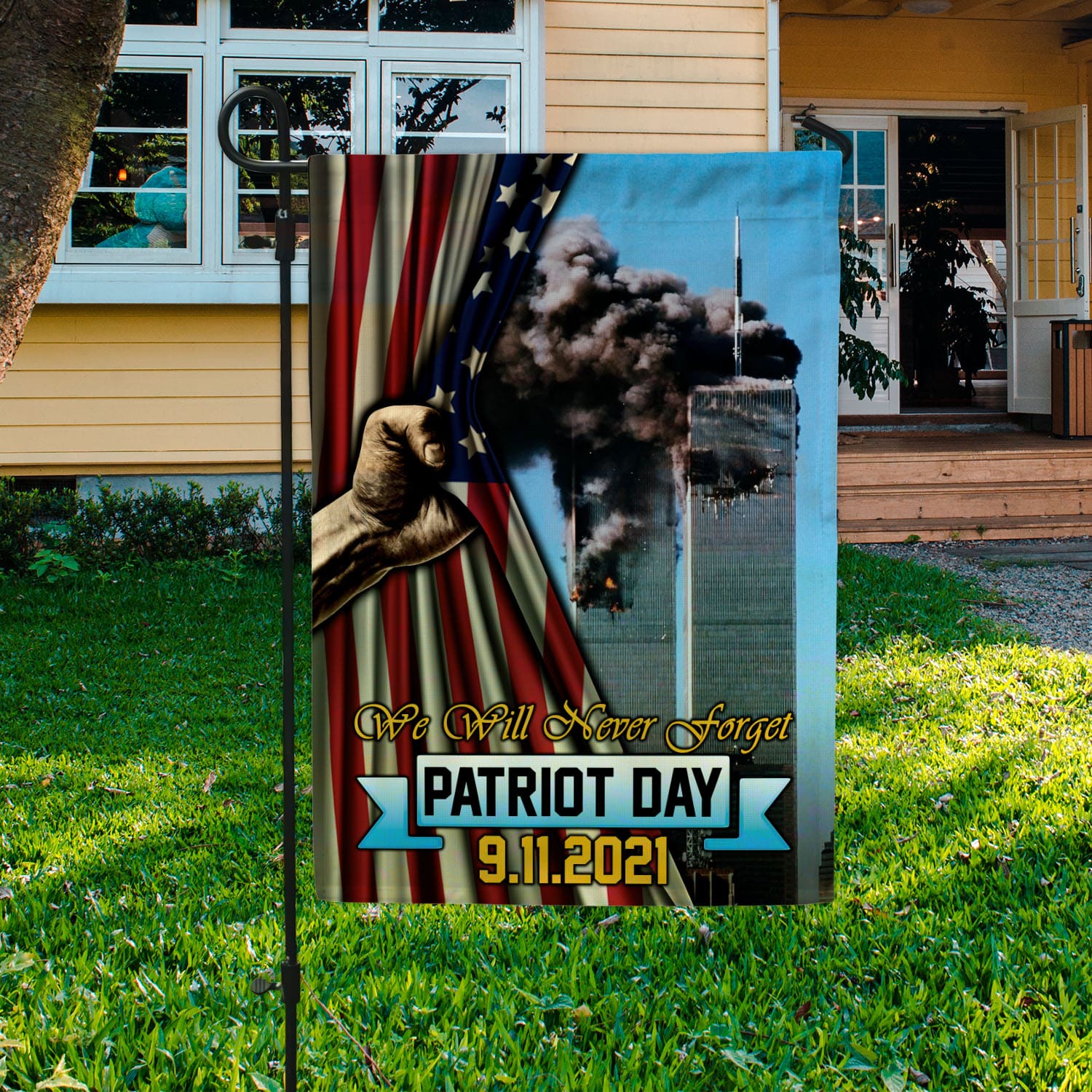 30x40 Garden Flag Mockup 3