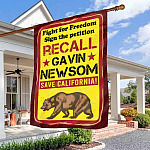 30x40 House Flag Mockup 3