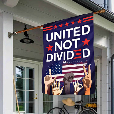 House Flag (30" x 40")