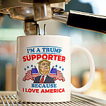 1LV. GAP Im a Trump Supporte MUG mk1
