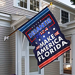 2O. DeSantis 2024-30x40 House Flag Mockup 6