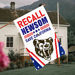 30x40 House Flag Mockup 4