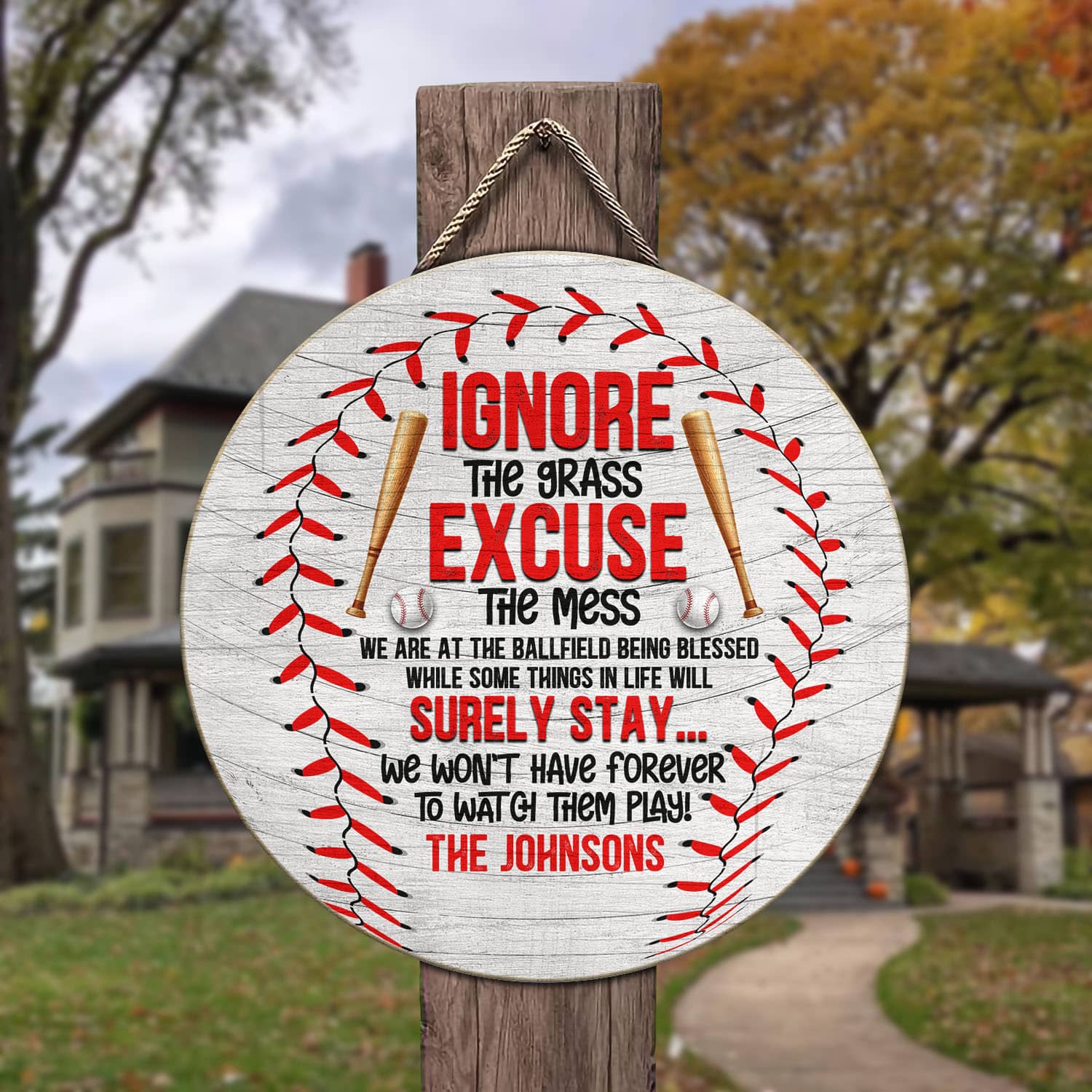 2O. Ignore The Grass-Sample Design Door Sign Mockup 3