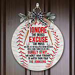 2O. Ignore The Grass-Sample Design Door Sign Mockup 7