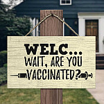 7TM ưu tiên. Welc Vaccinated - Door Sign Mockup 13