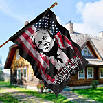 30x40 House Flag Mockup 5