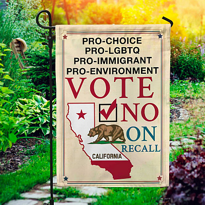 Garden Flag (11.5" x 17.5")