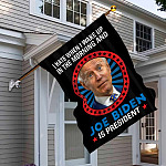 30x40 House Flag Mockup 6