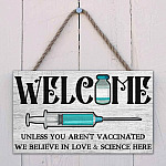 4 HG UU TIEN. Welcome Love And Science-doorsign () Mockup 2