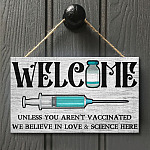 4 HG UU TIEN. Welcome Love And Science-doorsign () Mockup 8
