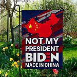 Size 30x40 Garden Flag Mockup 5