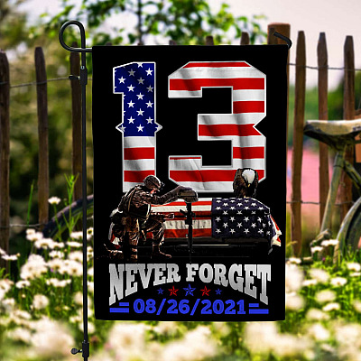 Garden Flag (11.5" x 17.5")