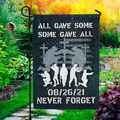 Garden Flag (11.5" x 17.5")