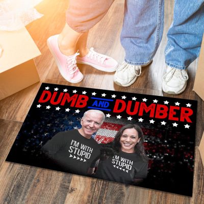 Dumb And Dumber I'm With Stupid Biden Harris Outdoor Indoor Doormat - Funny Political Anti Biden Door Mat