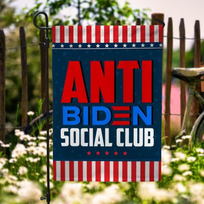 Garden Flag (11.5" x 17.5")