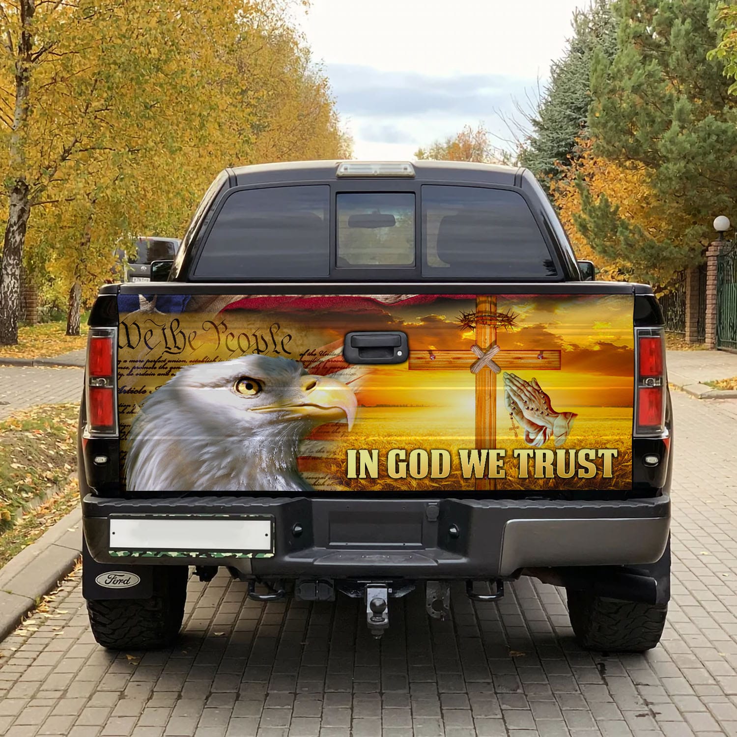 2O. In God We Trust Tailgate (7) Tailgate Wrap Mockup 1