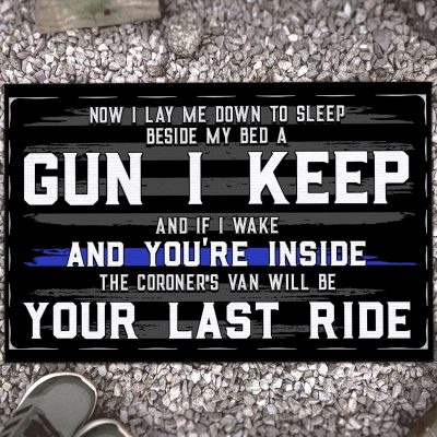 1 Hg. Gun I Keep 1 Doormat Mockup 13