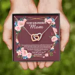 To My Girlfriend's Mom Interlocking Hearts Pendant Necklace - Mother's Day Gift For Girlfriend's Mom