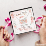 To My Wife From Husband Woman I Love With All My Heart Interlocking Hearts Pendant Necklace - Valentines Gift