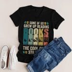 1O. Reading Books-4. 2D V-neck Tshirt Flatlay (1)