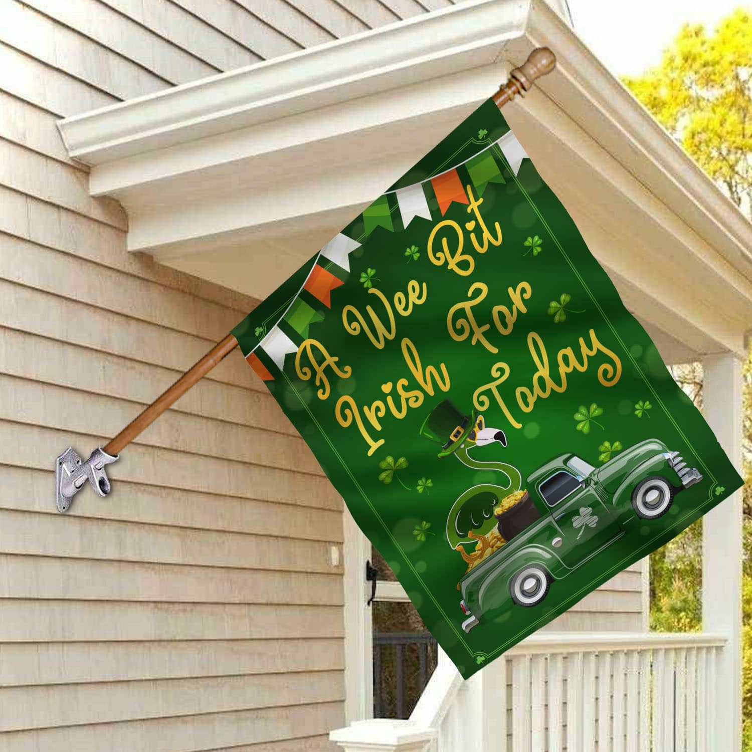 2BN. Wee Bit Irish 30x40 House Flag Mockup 2
