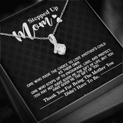 Alternative view of Stepped Up Mom One Who Made The Choice To Love Another's Child As Their Own Alluring Beauty Necklace
