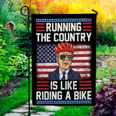 Garden Flag (11.5" x 17.5")