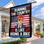 3VT. Running The Country Flag House Flag Mockup 3