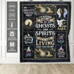 6VT. Witch Rather Fond Of Ghosts feature mk1