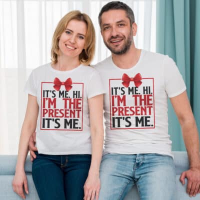 Alternative view of It's Me Hi I'm The Present It's Me T-Shirt - Valentine Funny Shirt For Couple Him Her