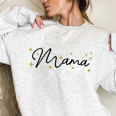 Custom Handwritten Script with Stars Mama Embroidery T-Shirt Sweatshirt, Grandma Gifts – Custom Mama Sweatshirt, Mother’s Day