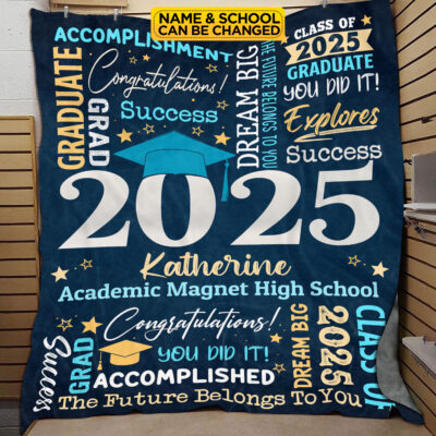 Personalized Name Class of 2025 Graduation Blanket - Graduation gifts for Her and Him - Senior 2025 Custom Name Grad College Gifts
