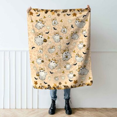 Alternative view of Halloween Boo Cute Leopard Fleece Blanket - Soft Ghost Throw Blanket