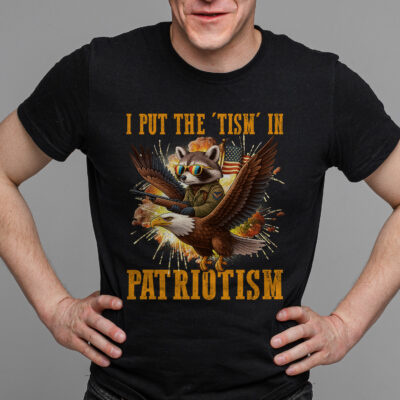 I Put The Tism In Patriotism Funny Raccoon Riding Eagle Vintage Retro T-Shirt