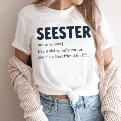 Alternative view of Seester Definition Mom Sister Friend Seester T-Shirt - V-Neck Shirt