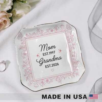 Personalized New Grandma Ring Dish - Mothers Day Gift for Nanny - First Time Grandma Gift Jewelry Dish